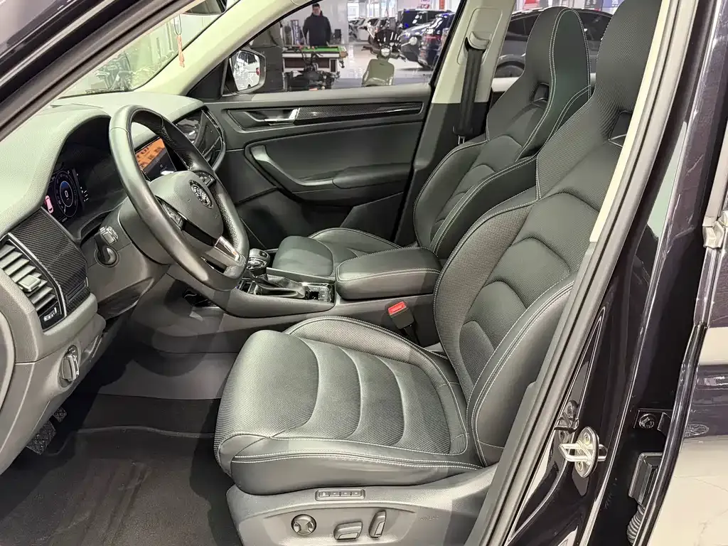 Skoda Kodiaq GT 2021 из CN, фото 8