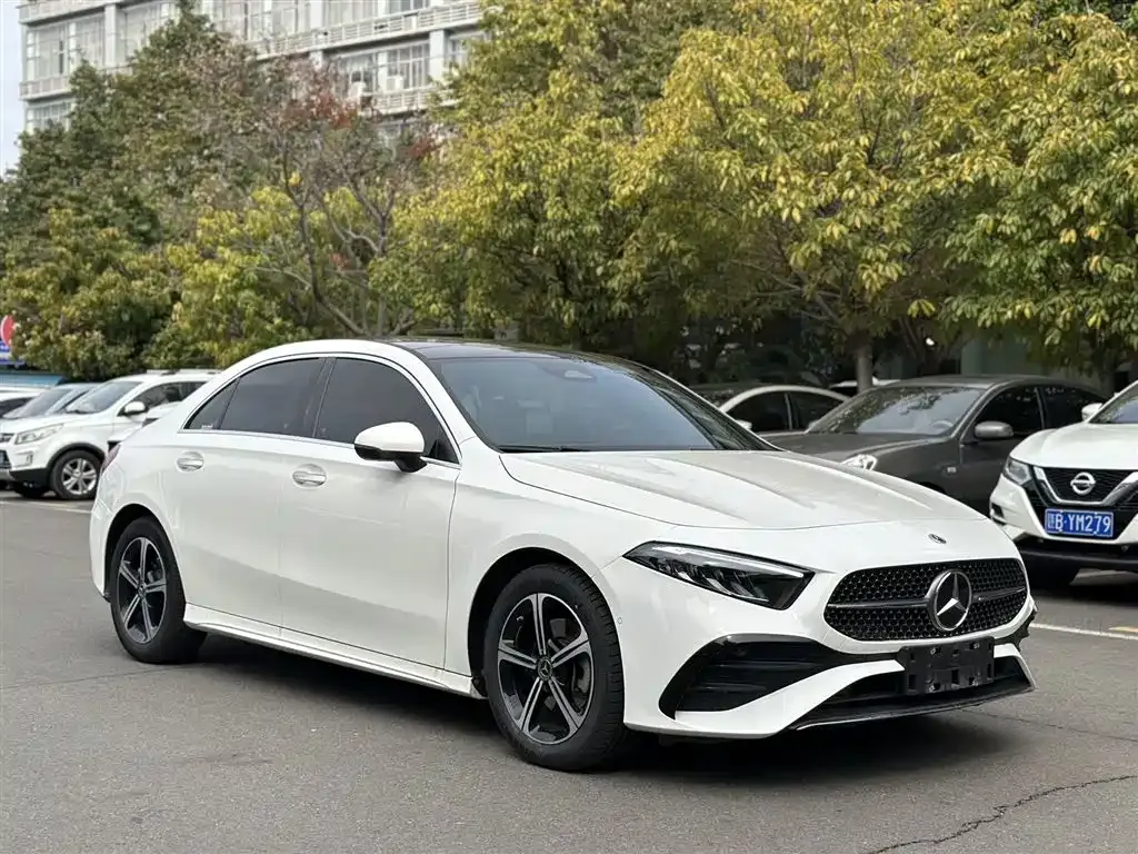 Mercedes-Benz A-Class 2024 из CN, фото 10