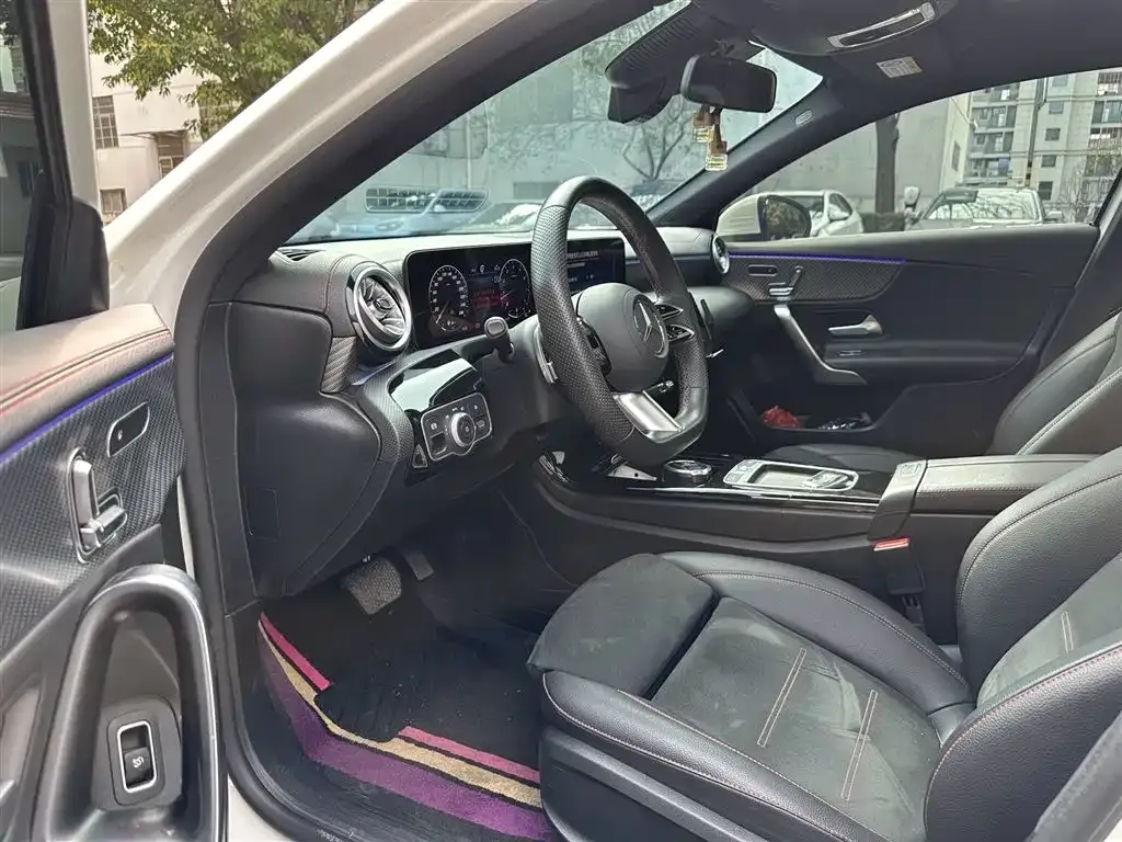 Mercedes-Benz A-Class 2024 из CN, фото 2