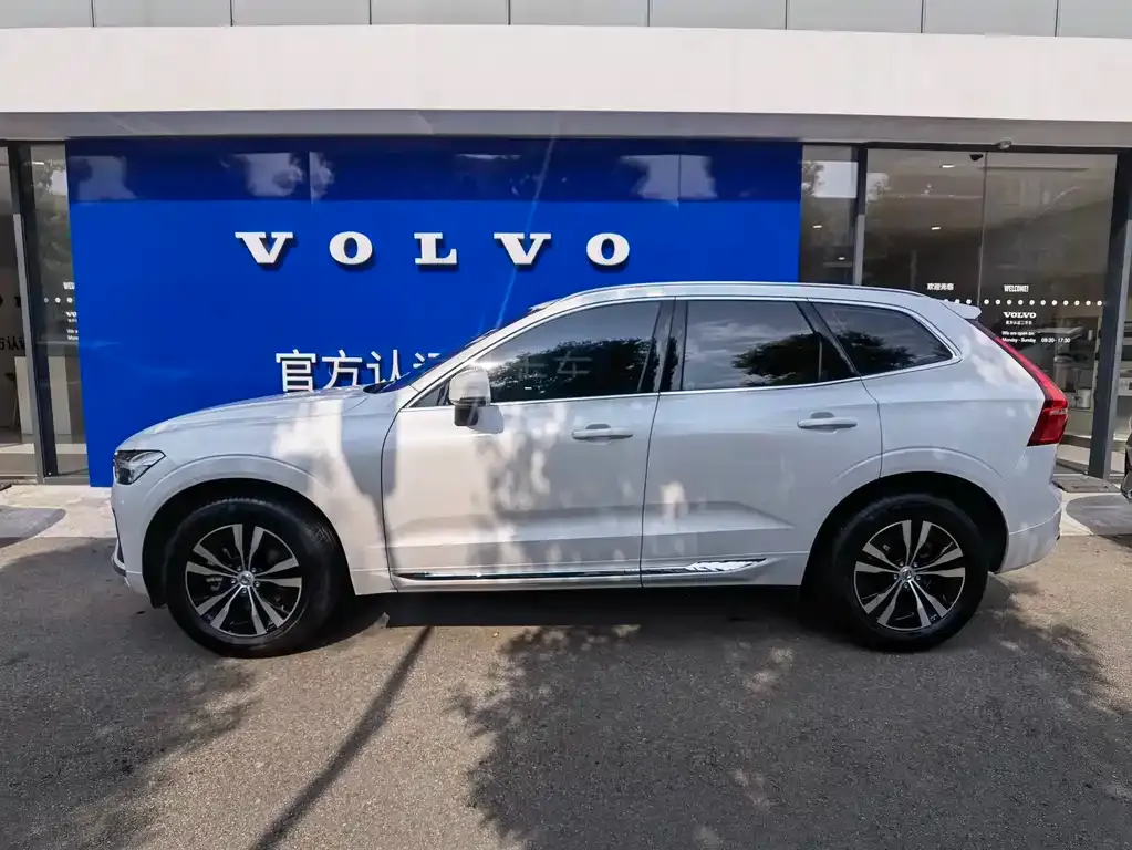 Volvo XC60 2024 из CN, фото 9