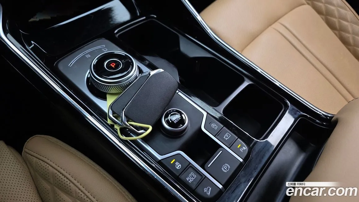 Kia Sorento — фото 7