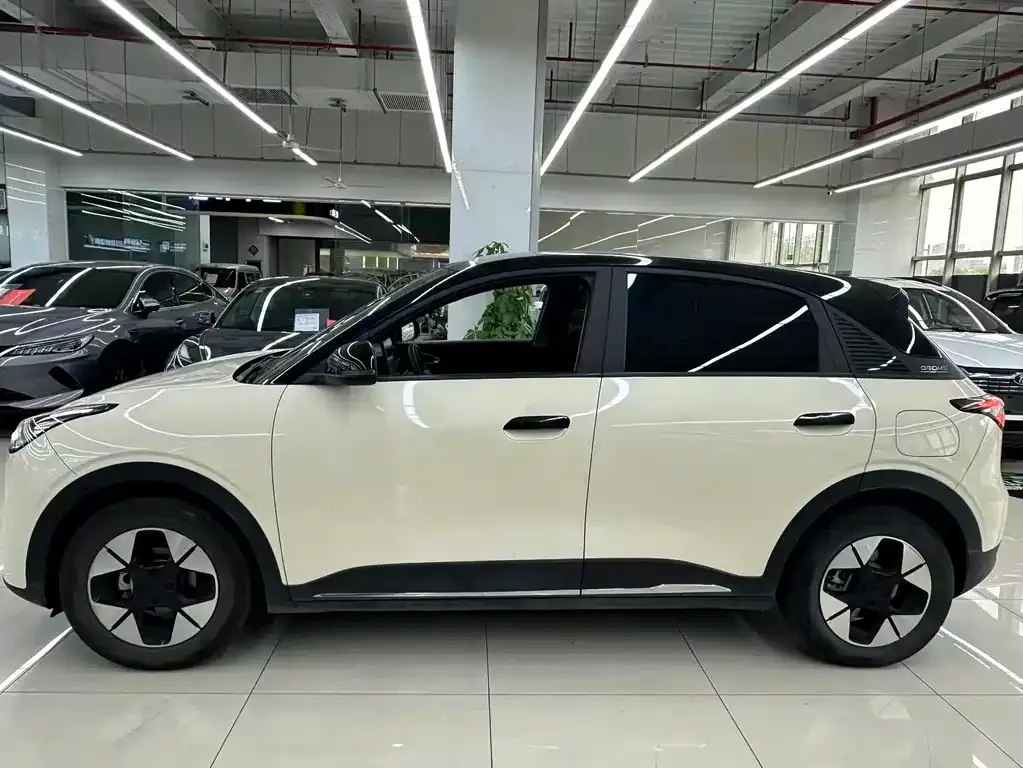 Geely Starburst — фото 9