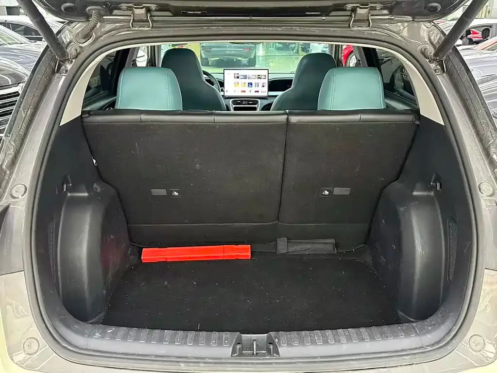 Geely Starburst — фото 4