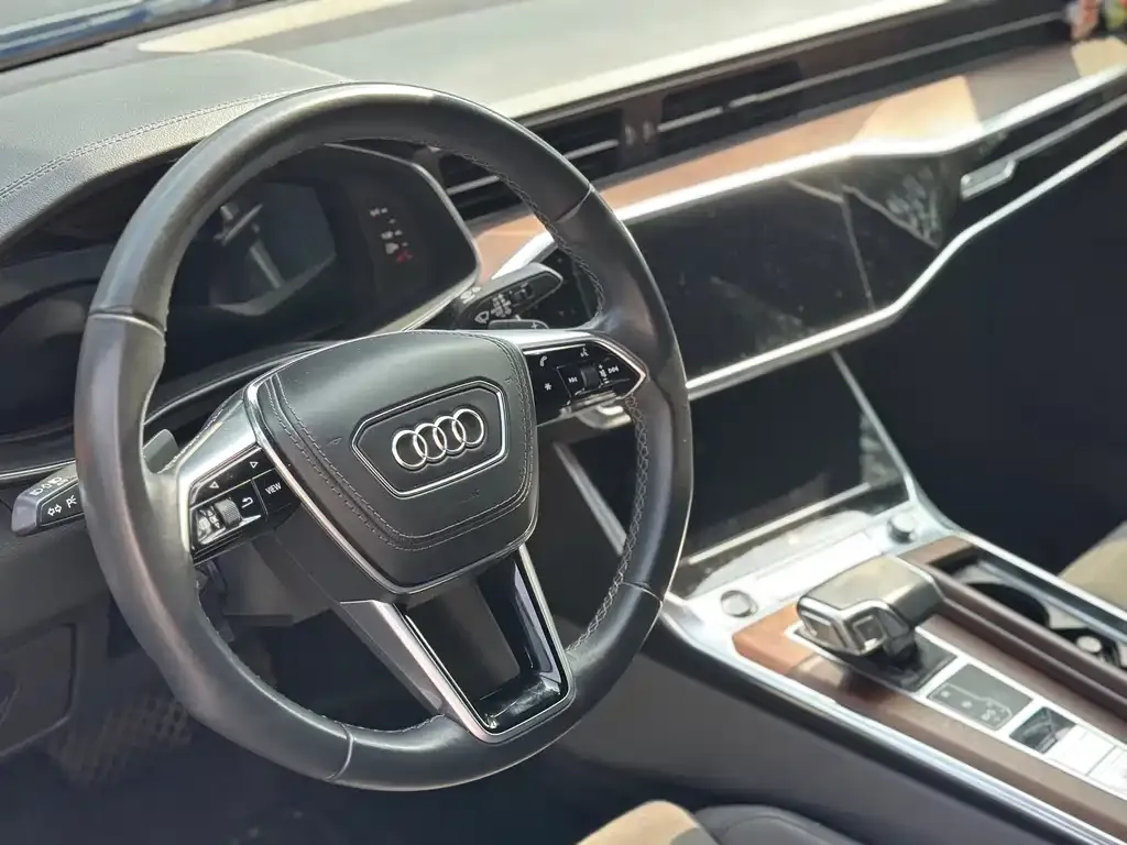 Audi A6L — фото 3