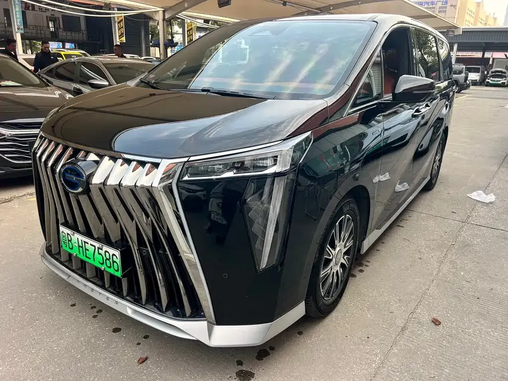 GAC Motor Trumpchi E9 — фото 1