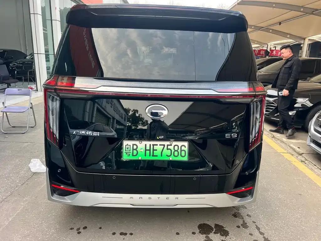 GAC Motor Trumpchi E9 — фото 3