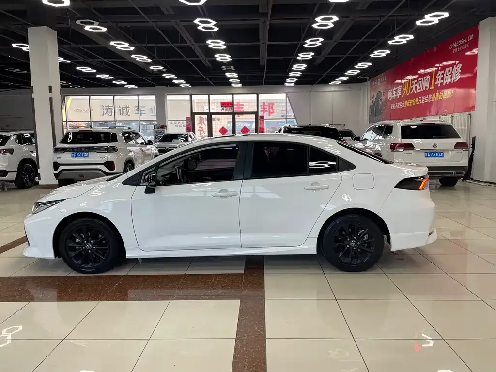Toyota Corolla 2022 из CN, фото 8