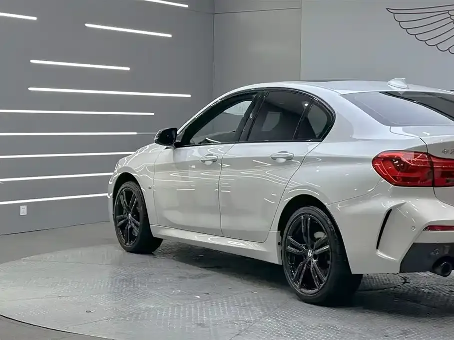 BMW 1 Series — фото 9