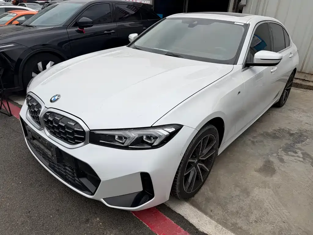 BMW 3 Series — фото 1