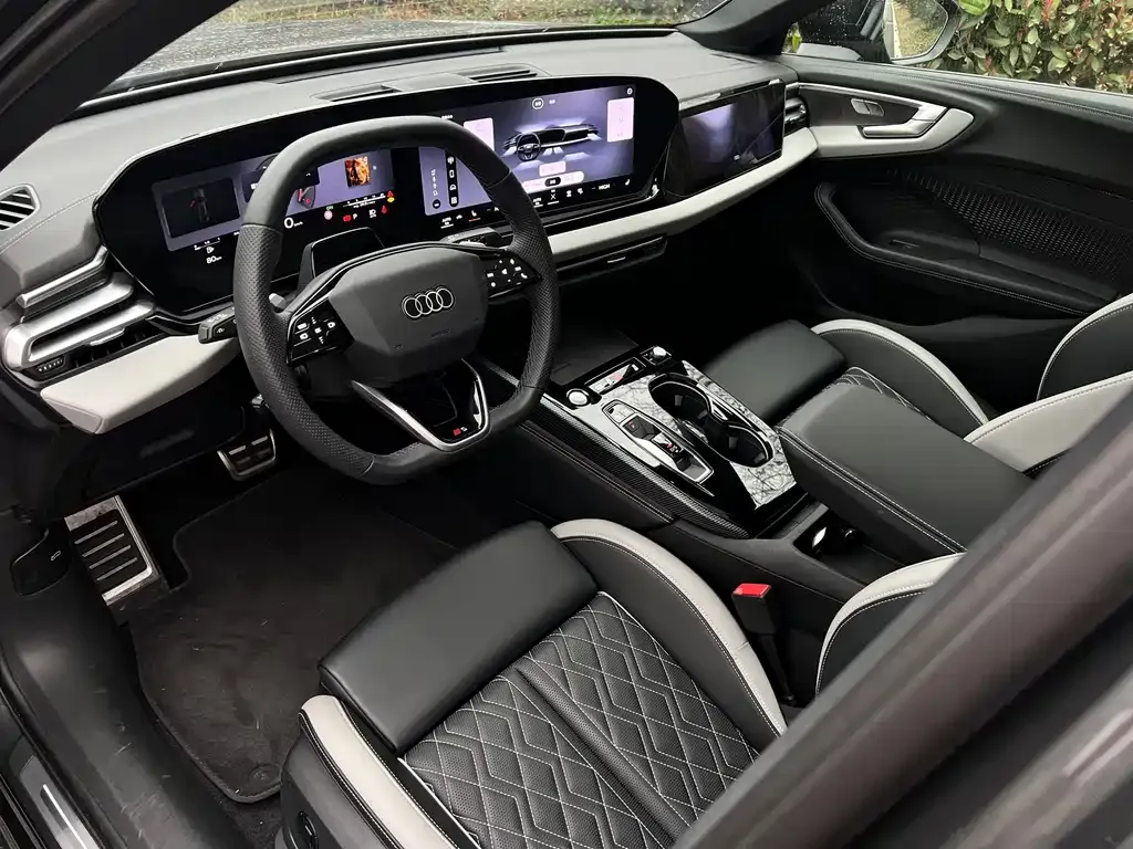 Audi A5L — фото 8