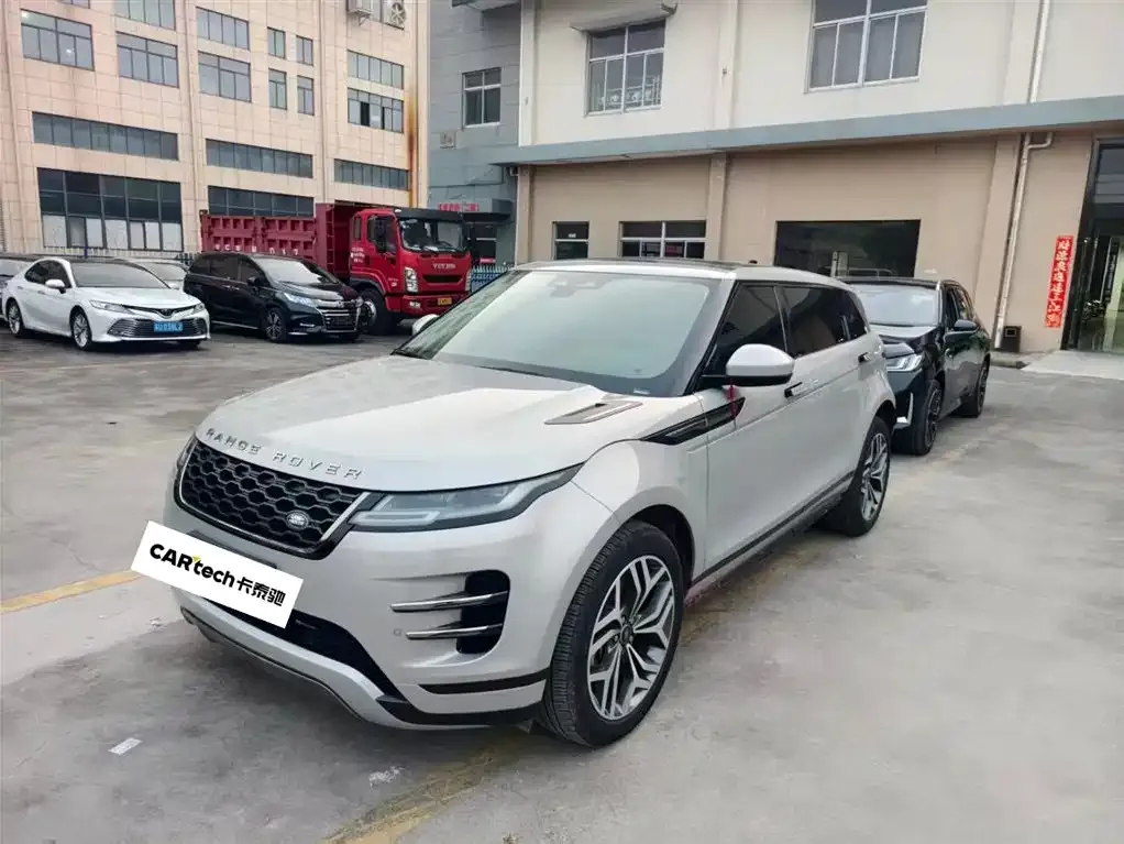 Land Rover Evoque — фото 1