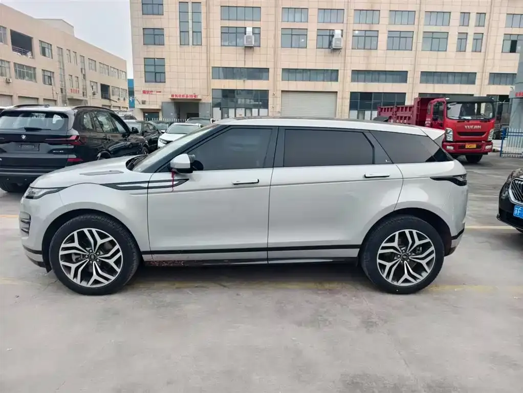 Land Rover Evoque — фото 9