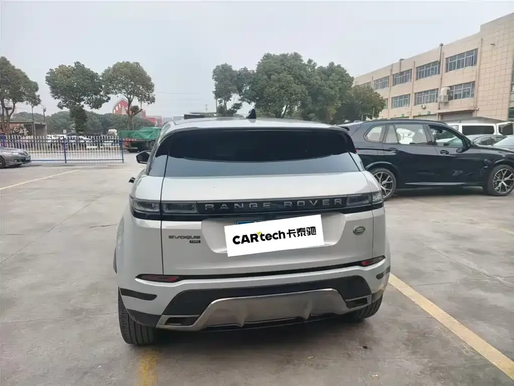 Land Rover Evoque — фото 7