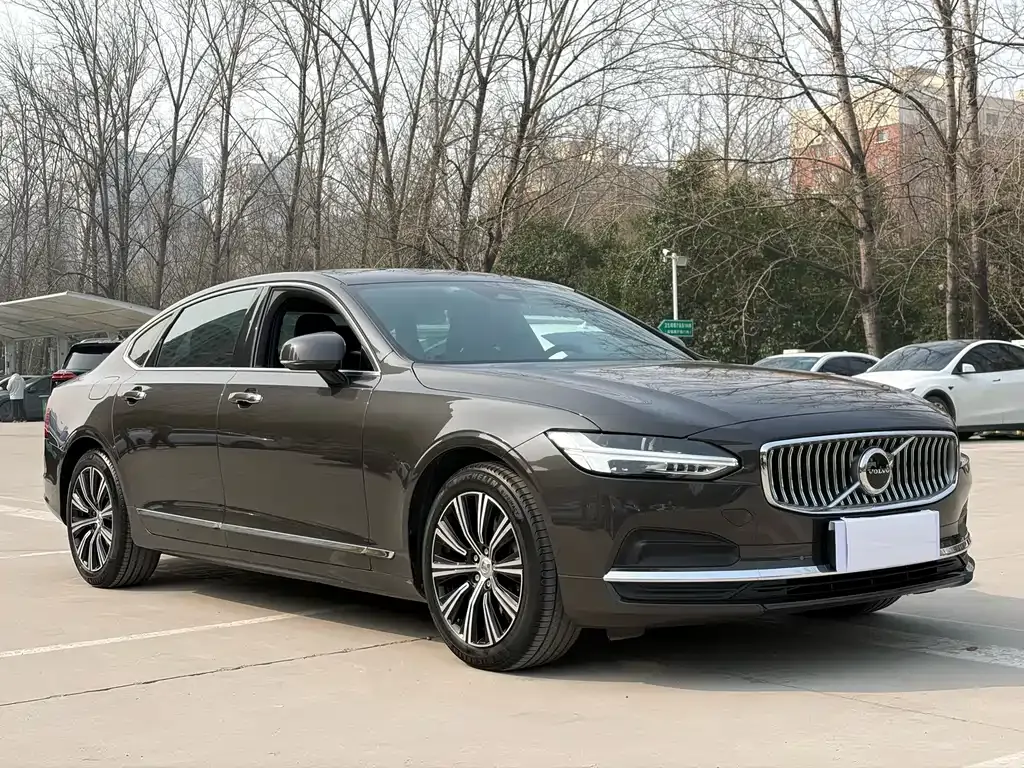 Volvo S90 — фото 10
