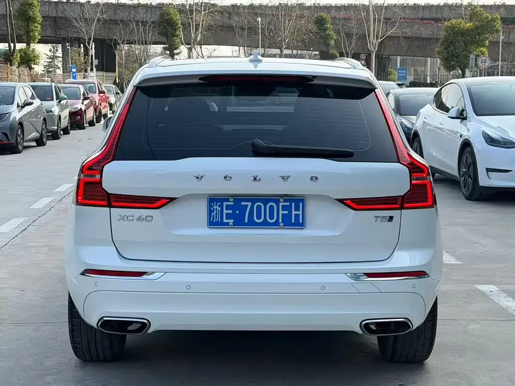 Volvo XC60 2021 из CN, фото 7