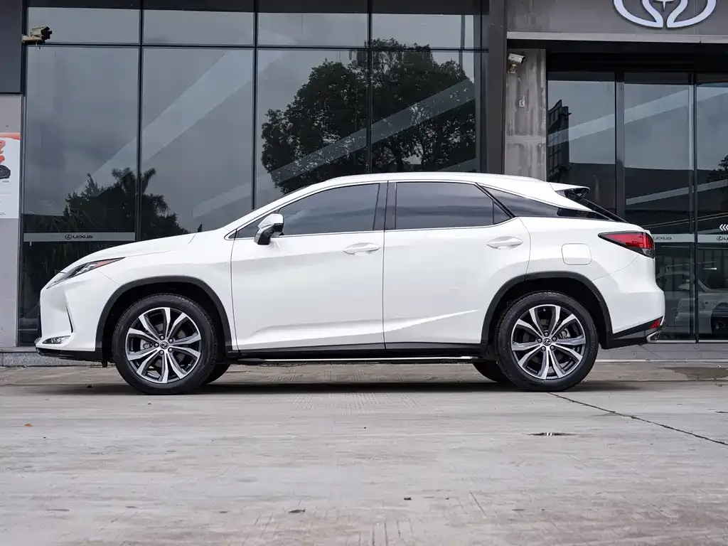 Lexus RX — фото 8