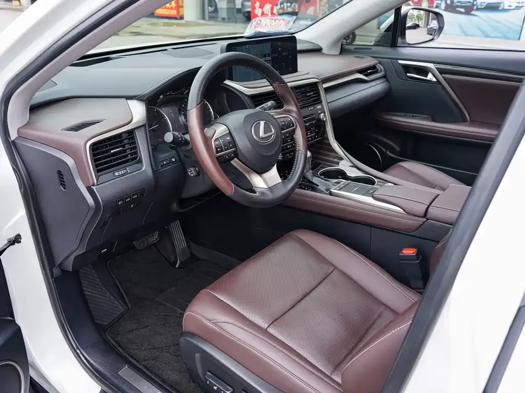 Lexus RX — фото 9