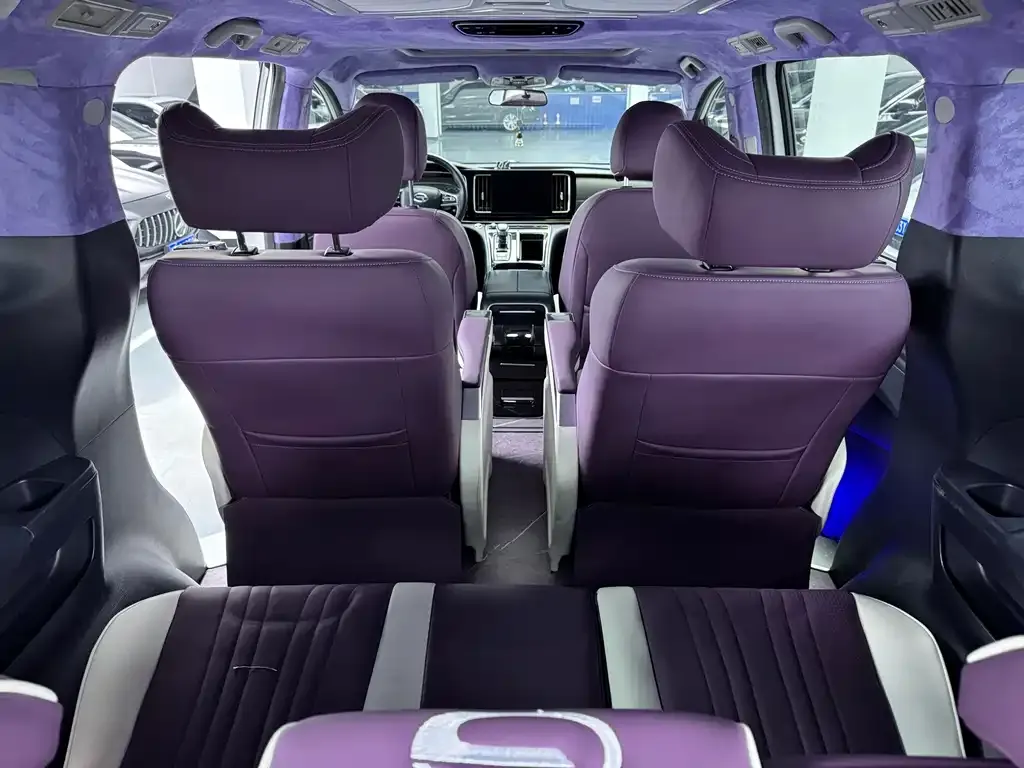 GAC Motor Trumpchi M8 — фото 9