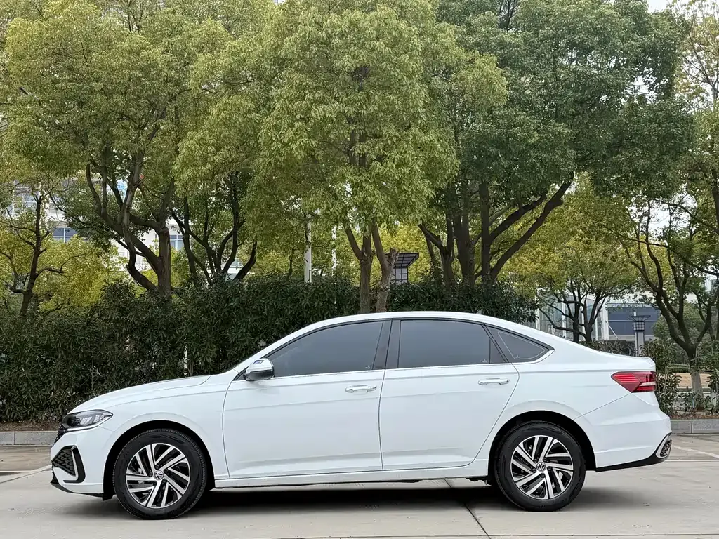 Volkswagen Lavida 2024 из CN, фото 5