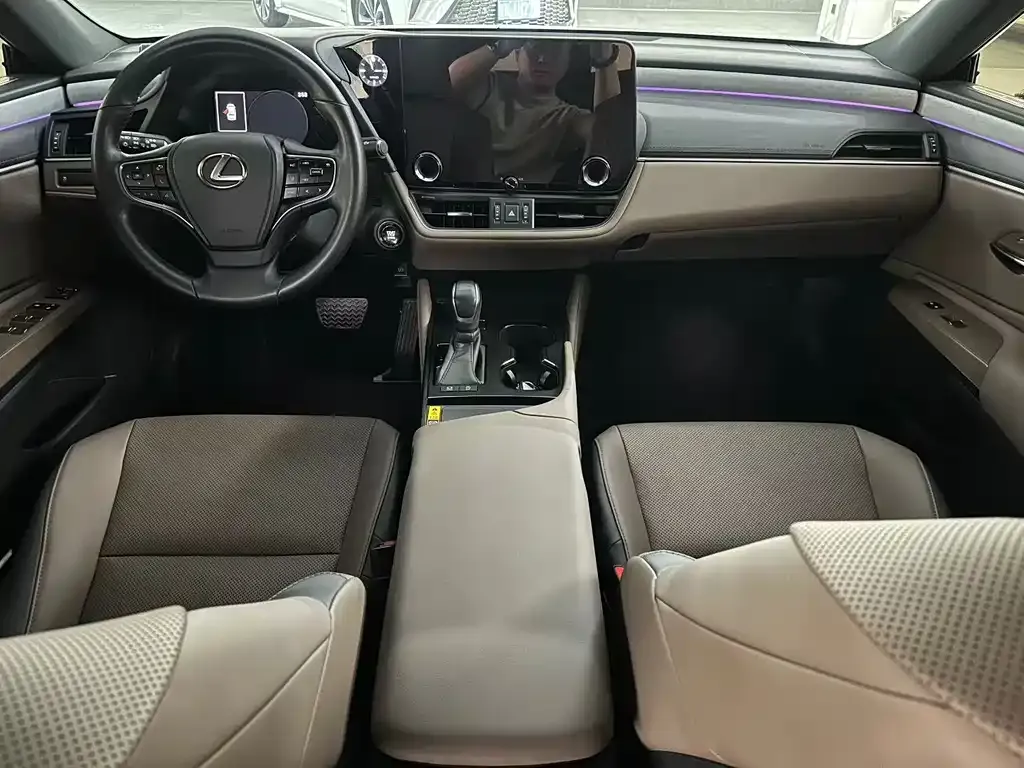 Lexus ES 2025 из CN, фото 5
