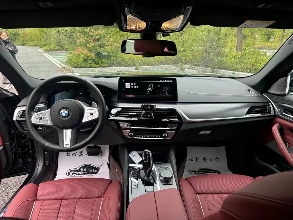 BMW 5 Series — фото 4