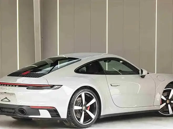 Porsche 911 — фото 6