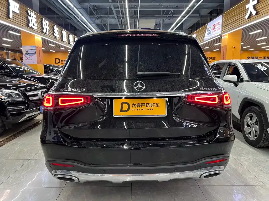Mercedes-Benz GLS 2023 из CN, фото 4