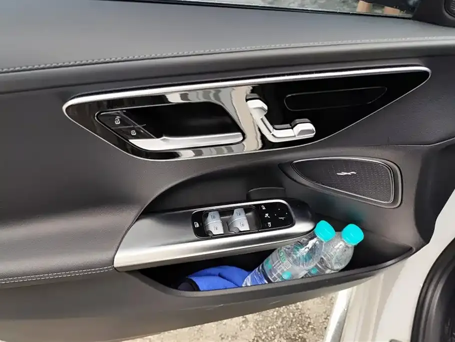 Mercedes-Benz C-Class — фото 4