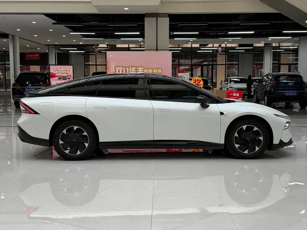 XPeng P7+ 2025 из CN, фото 5