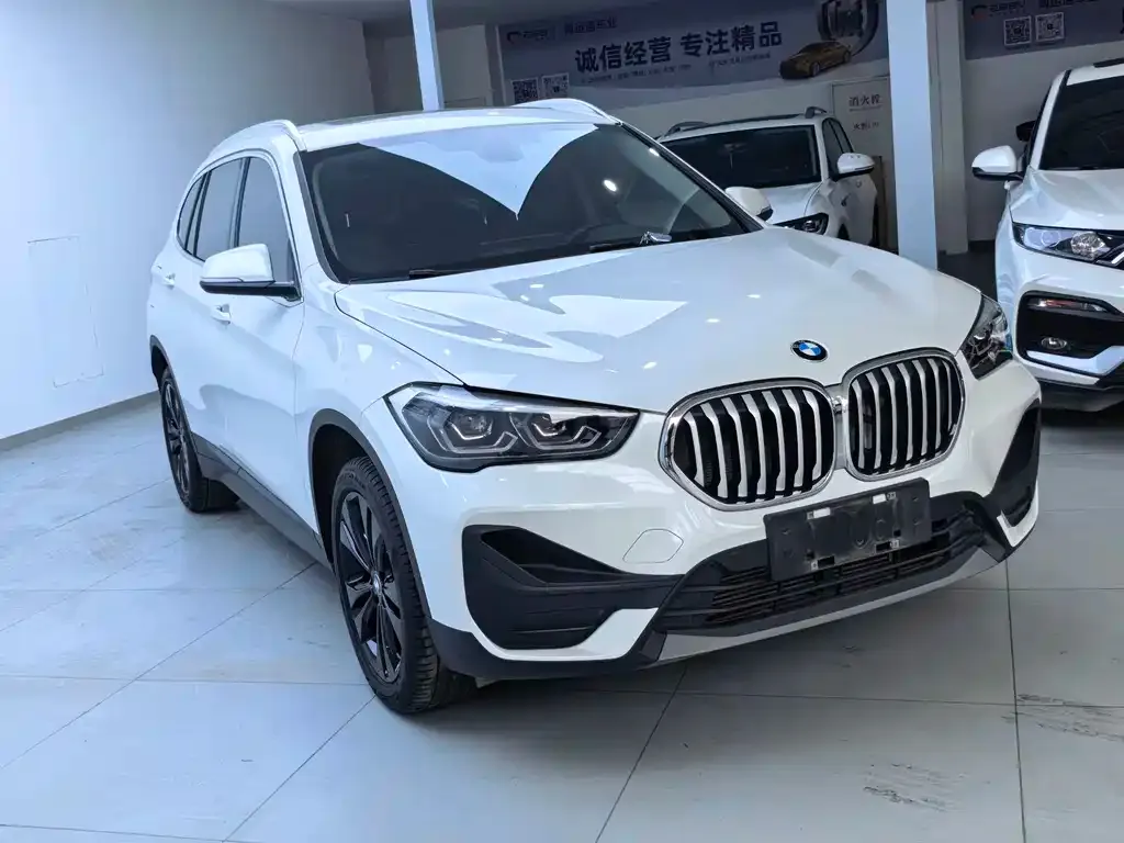 BMW X1 2021 из CN, фото 3