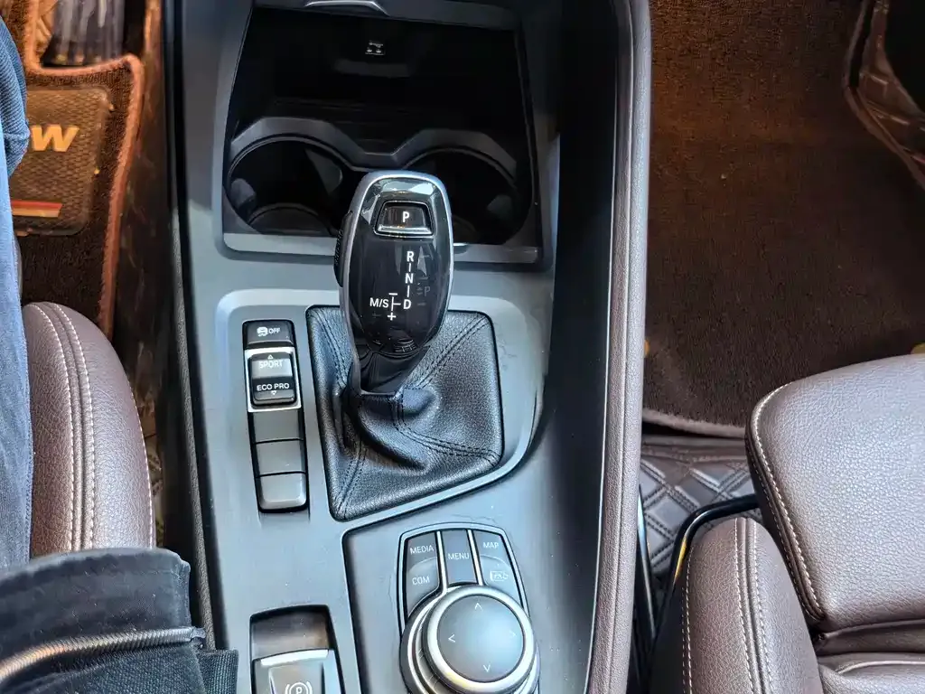 BMW X1 2021 из CN, фото 8