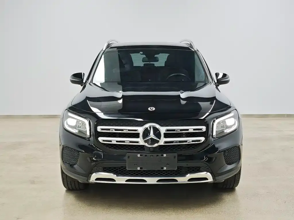 Mercedes-Benz GLB — фото 4