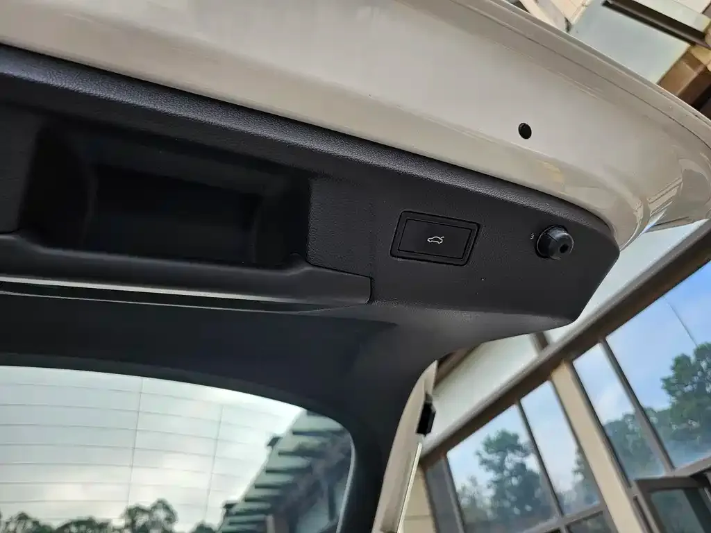 Volkswagen Tiguan X 2022 из CN, фото 2