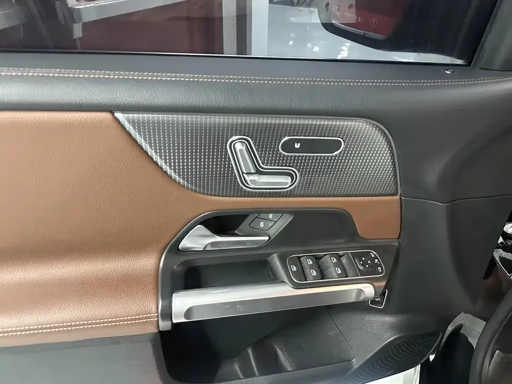 Mercedes-Benz GLB 2021 из CN, фото 7