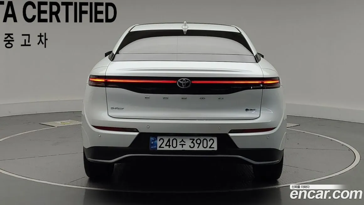 Toyota Crown 2025 из KR, фото 2