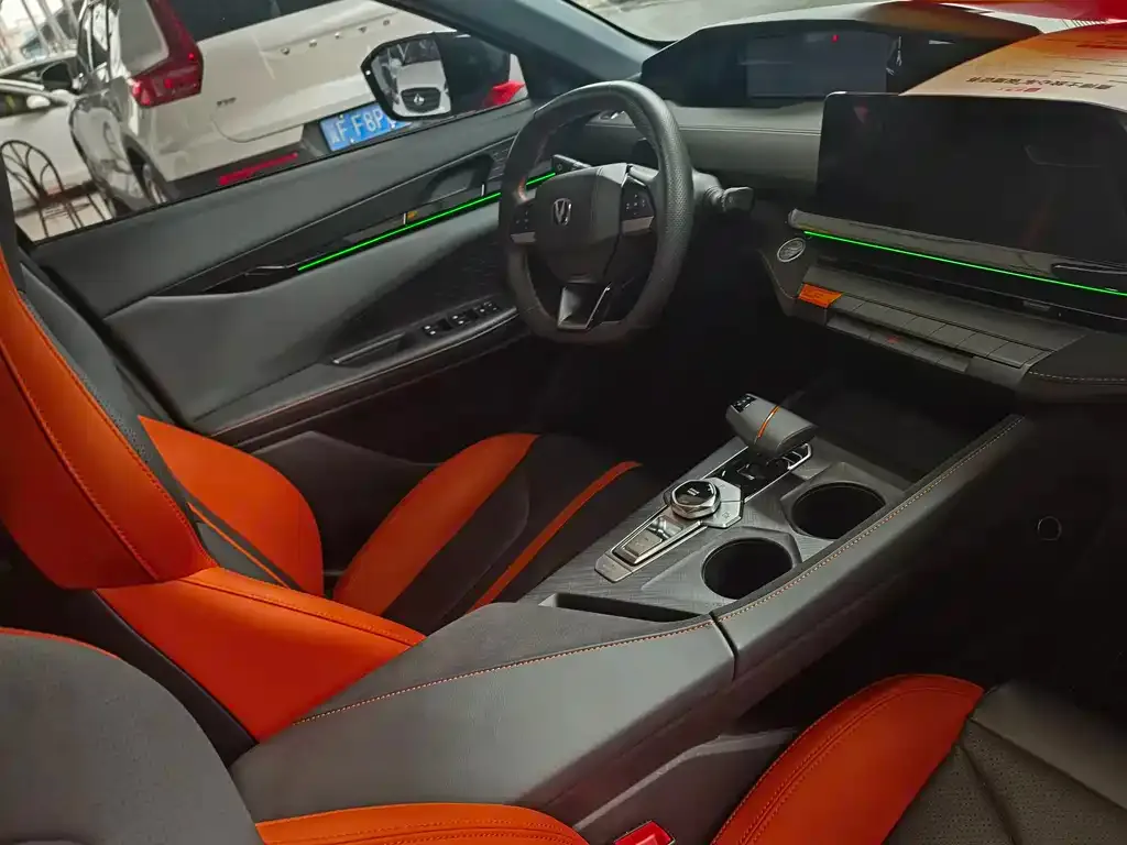 Changan UNI-V 2024 из CN, фото 7