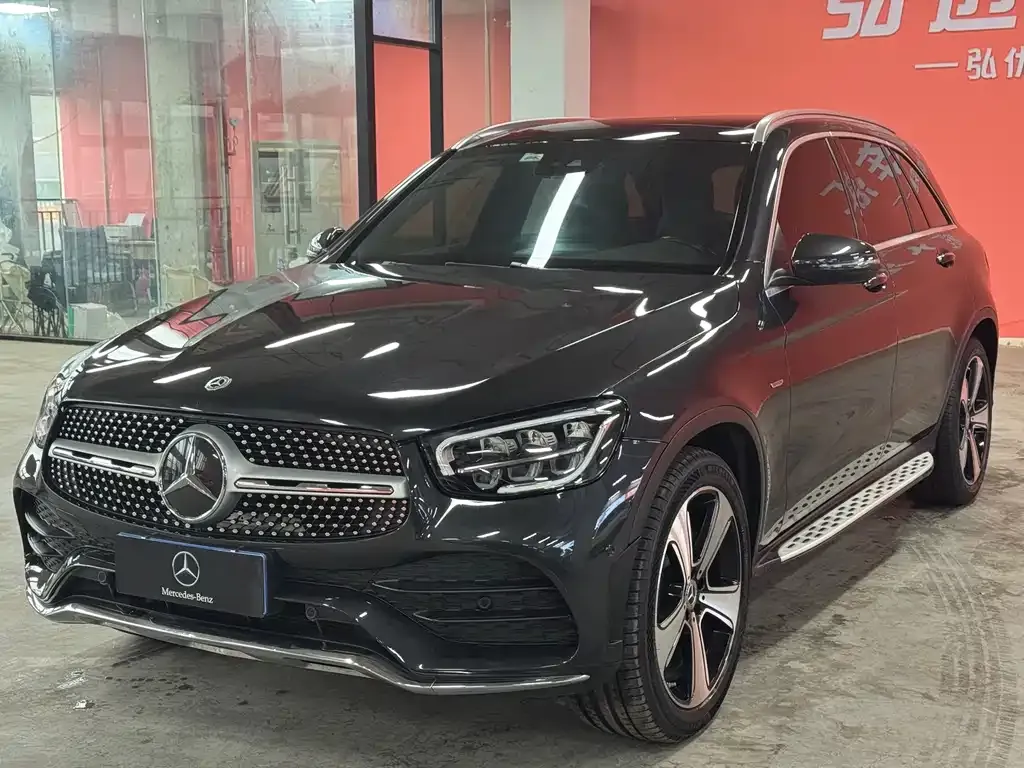Mercedes-Benz GLC — фото 1