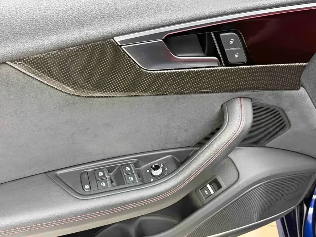Audi S4 2023 из CN, фото 6