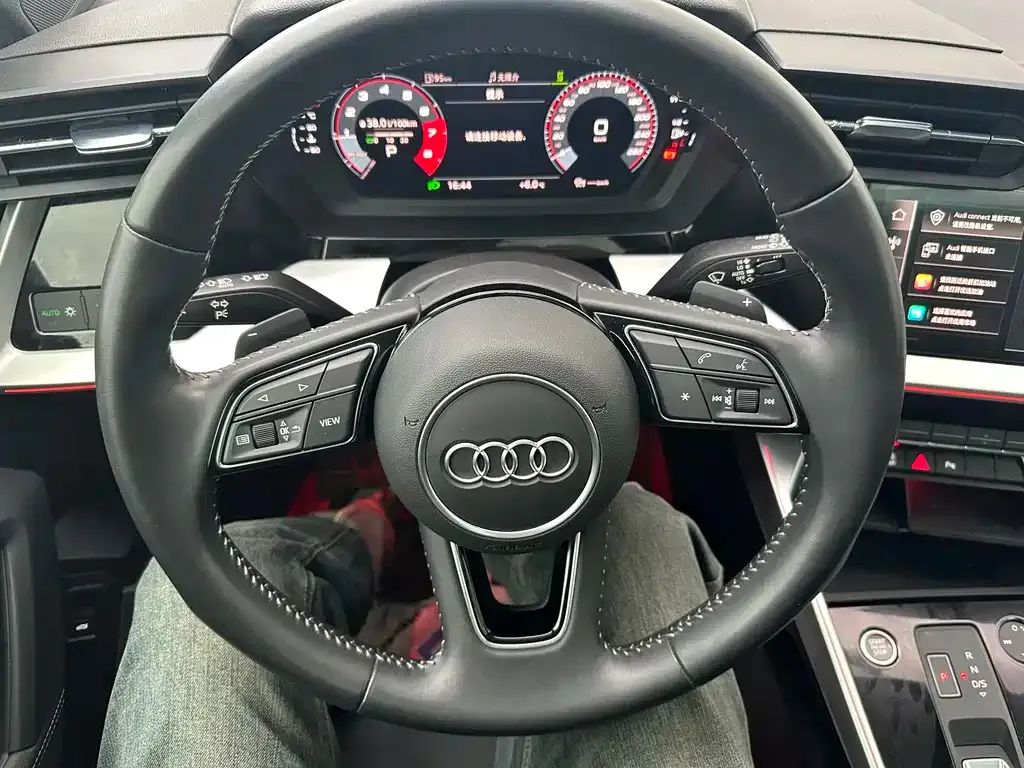Audi A3 — фото 7