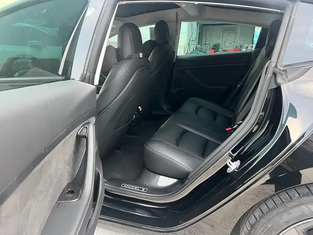 Tesla Model 3 2023 из CN, фото 7