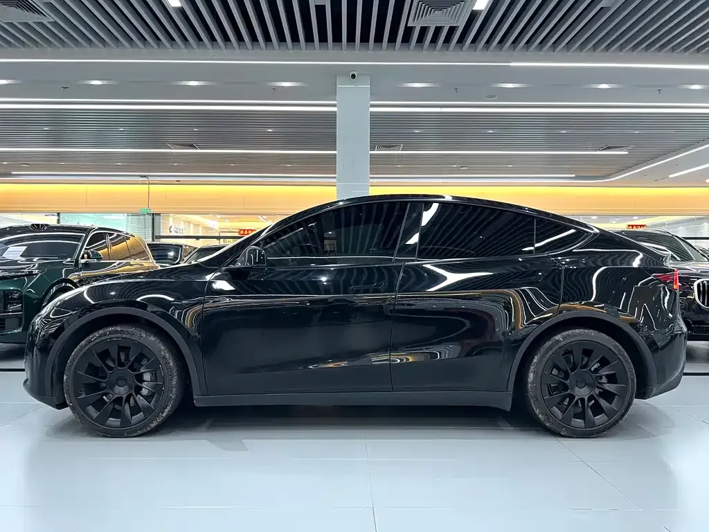 Tesla Model Y 2022 из CN, фото 10