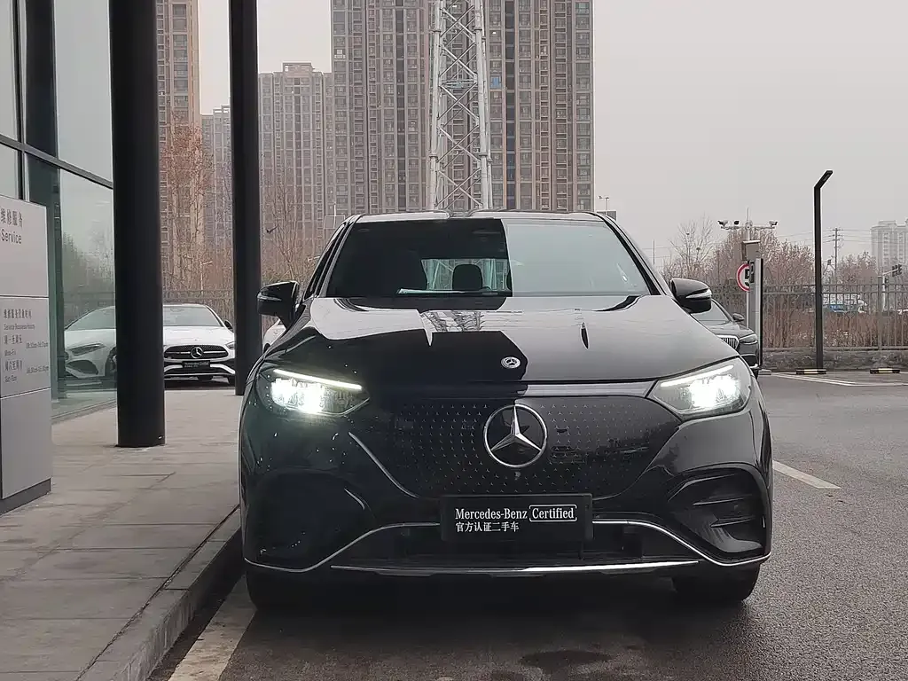 Mercedes-Benz EQE SUV — фото 10