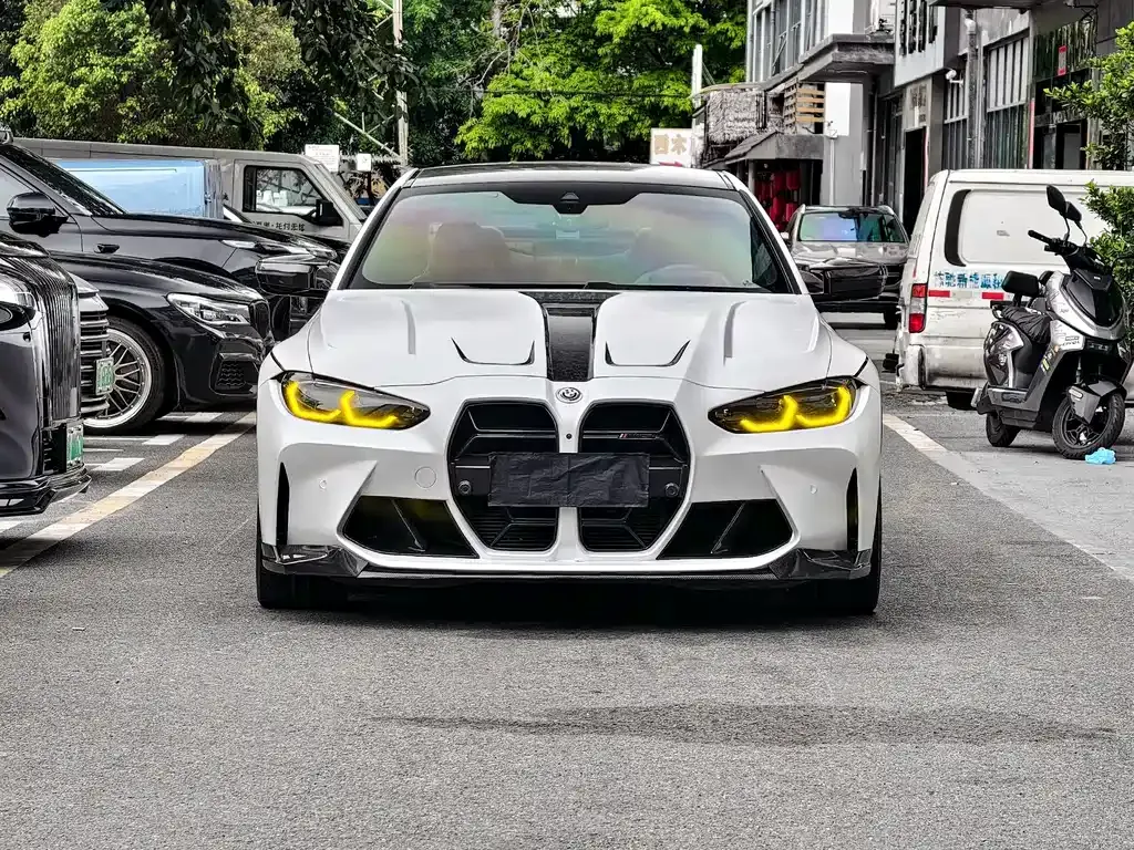 BMW M4 — фото 10