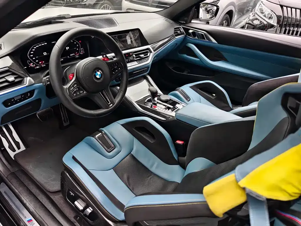 BMW M4 — фото 5