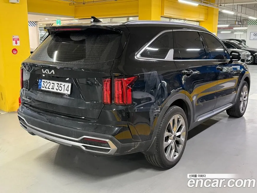 Kia Sorento — фото 5