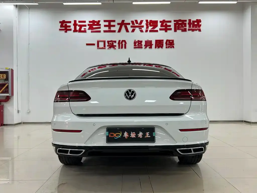 Volkswagen CC 2023 из CN, фото 3