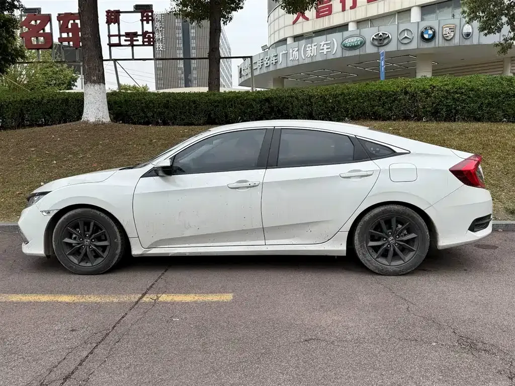 Honda Civic — фото 9