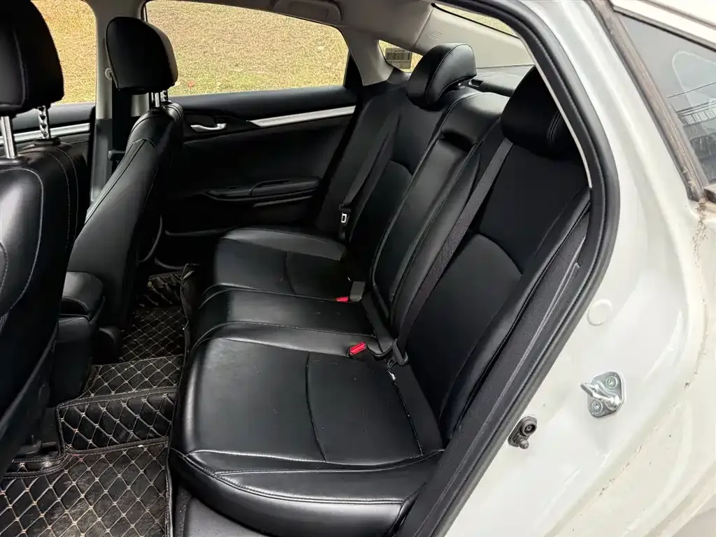 Honda Civic — фото 2