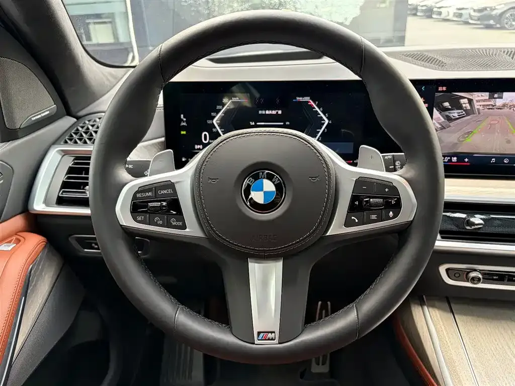 BMW X7 2025 из CN, фото 2