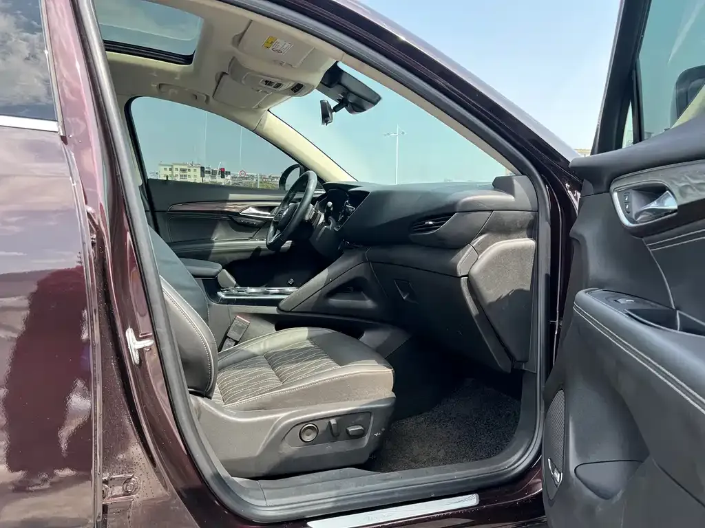 Buick Envision S — фото 10